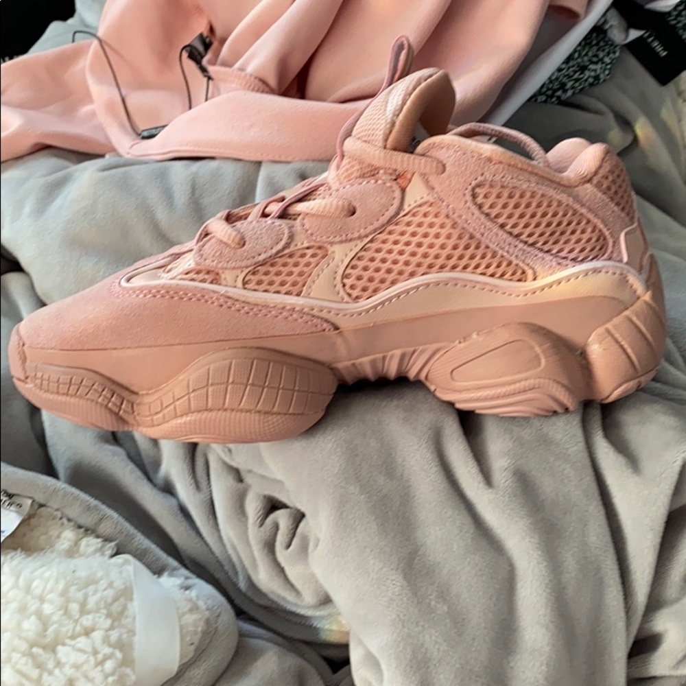 Yeezy 500 look a like shoes. NOT REAL/ WITH BOX